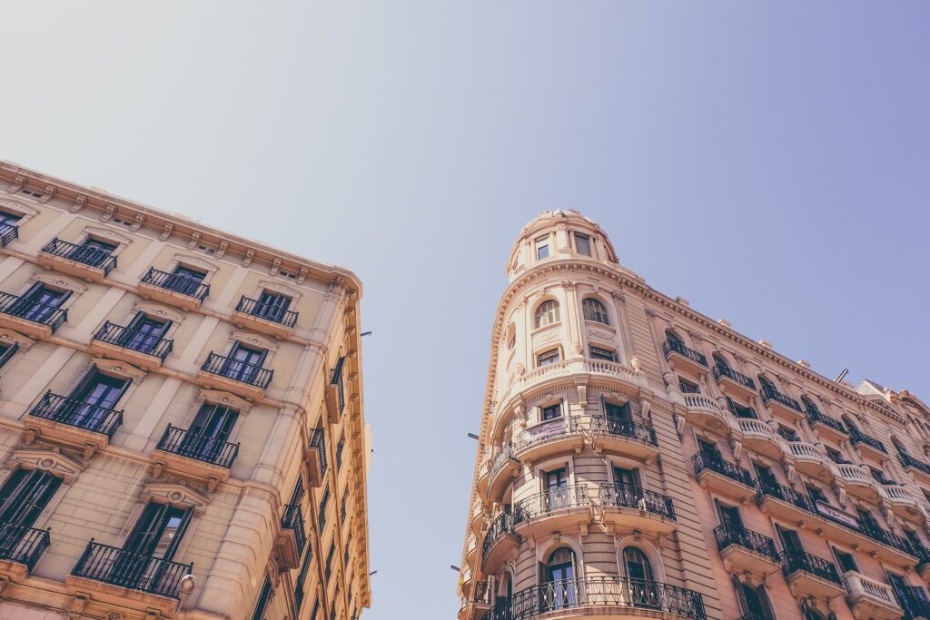 Propiedades de lujo: encontrar la casa de tus sueños en Barcelona